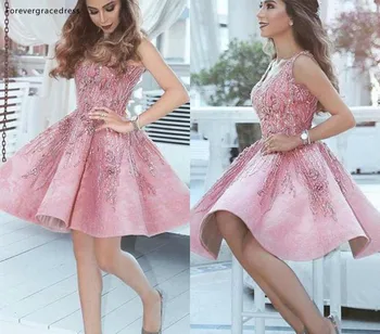 2019 Кратко арабското розова рокля за срещата на завършилите трапецовидна форма с V-образно деколте Juniors Sweet 15 Выпускное един коктейл рокля за парти Плюс Размер за поръчка