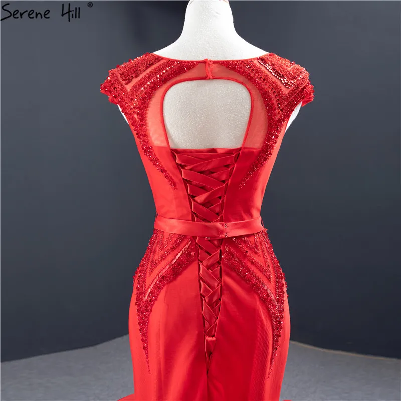 Секси Сватбени рокли с кръгло деколте в стил на червения Русалка 2023, Сватбени рокли без ръкави, бродирани с мъниста и пайети, Serene Hill HM669263